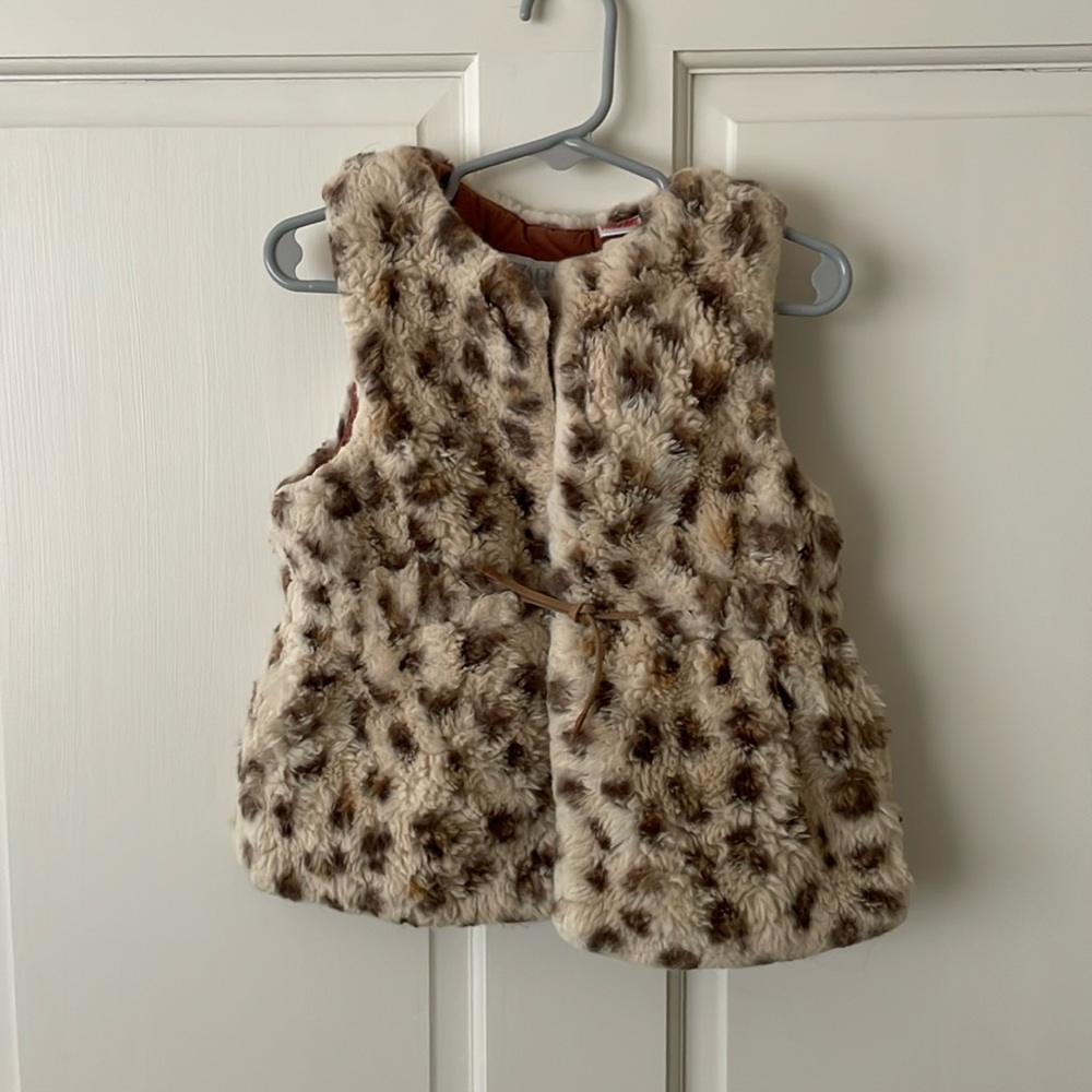 Zara kids Faux fur animal print vest